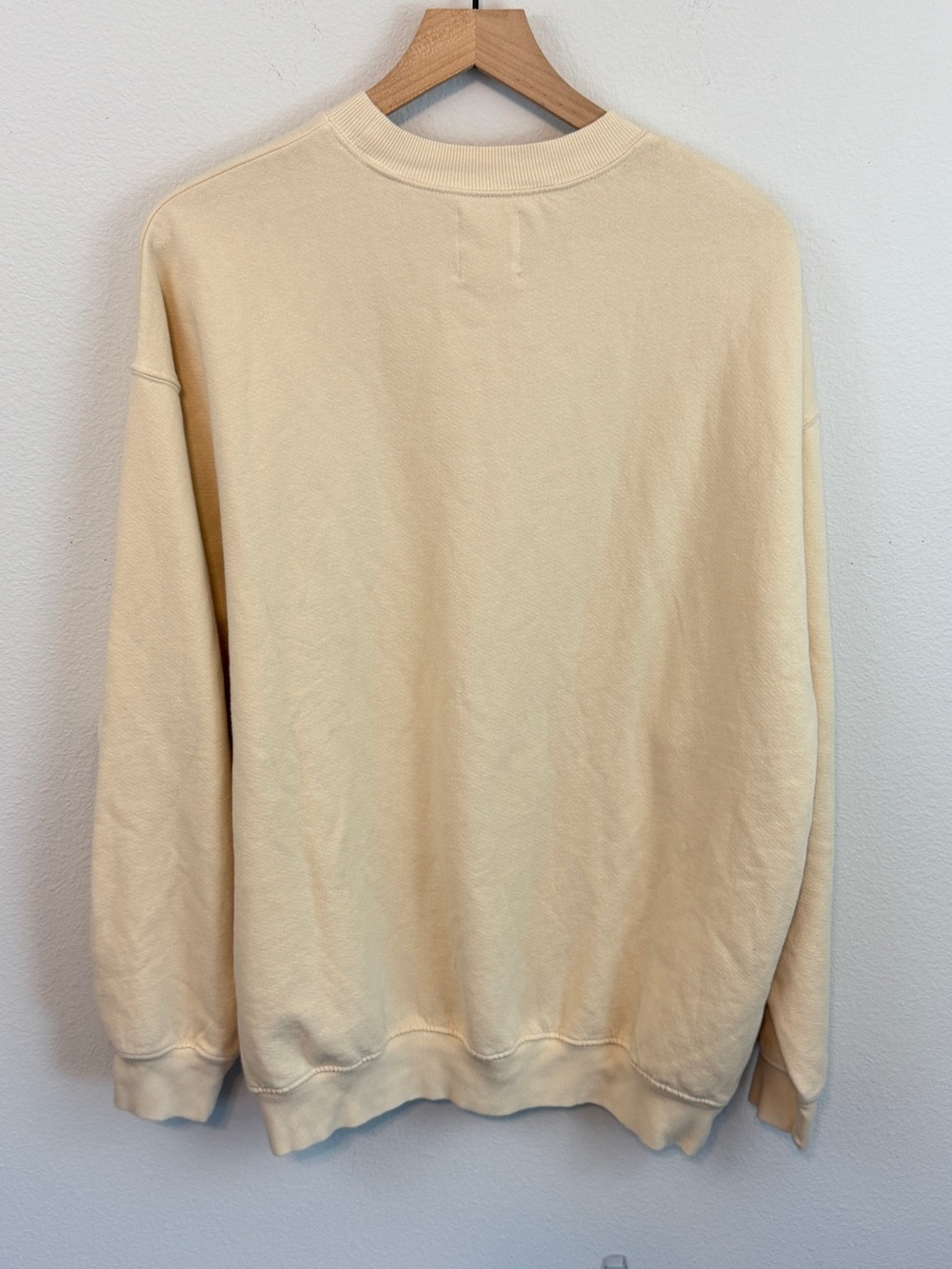 Billabong NWT Cream Oversized Crewneck Sweatshirt with Orange Floral Graphic - Picture 6 of 9
